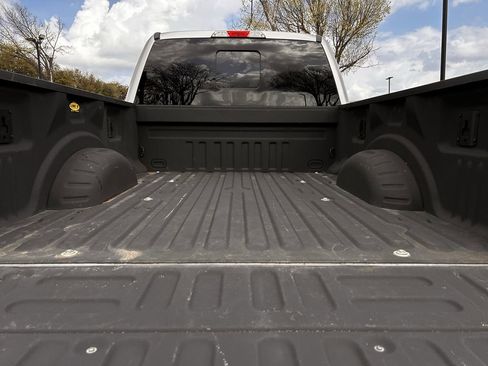 Used 2019 Ford F250 Lariat w/ Chrome Package image 30