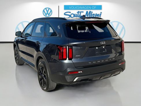 Used 2021 Kia Sorento S w/ Panoramic Sunroof Package AWD/4WD image 5