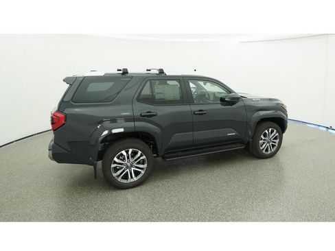 New 2025 Toyota 4Runner Limited image 10