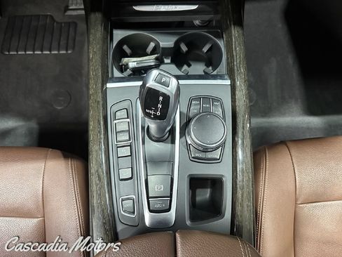 Used 2017 BMW X5 xDrive40e AWD/4WD image 37