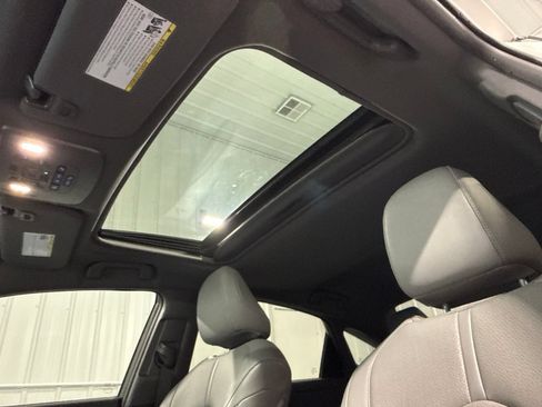 Used 2022 Toyota Avalon Limited w/ Advanced Safety Package FWD image 27