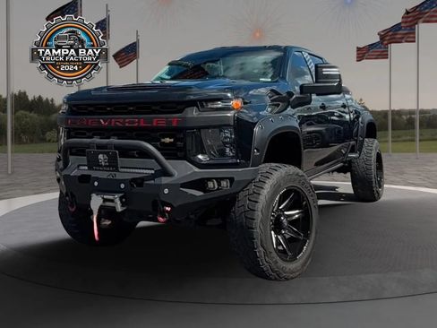 Used 2021 Chevrolet Silverado 2500 LT w/ All Star Edition AWD/4WD image 4