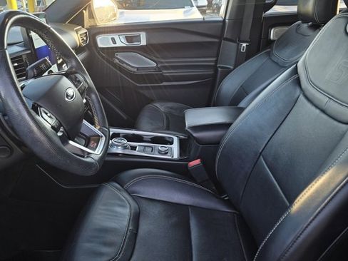 Used 2021 Ford Explorer ST w/ Equipment Group 401A image 10