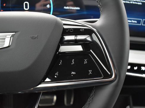 New 2026 Cadillac Optiq Sport 2 image 16