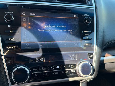 Used 2019 Subaru Outback 2.5i Limited AWD/4WD image 23