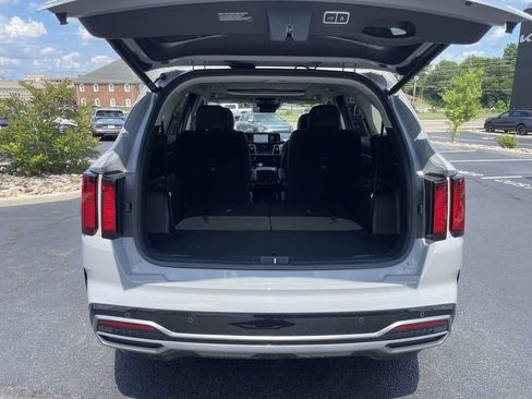 Certified 2023 Kia Sorento EX w/ Panoramic Sunroof Package FWD image 37
