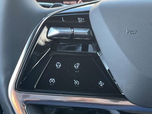 New 2026 Cadillac Escalade Luxury image 32