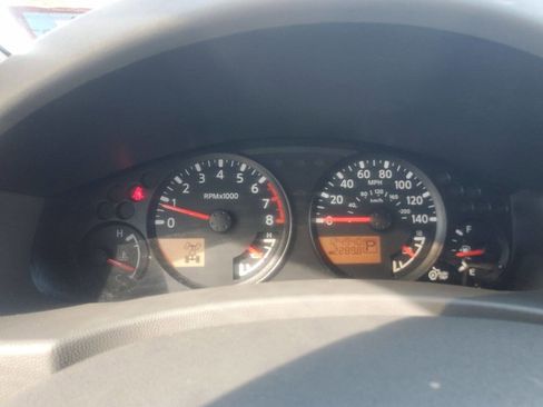 Used 2015 Nissan Frontier S image 21