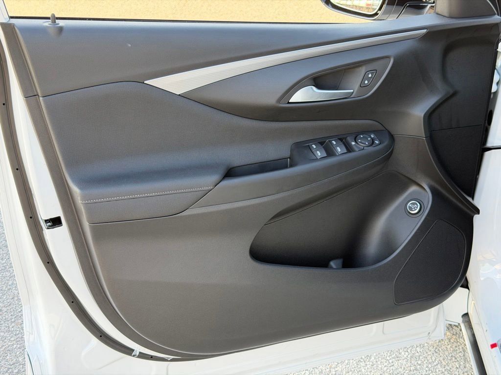 New 2026 Buick Envista Sport Touring FWD image 10