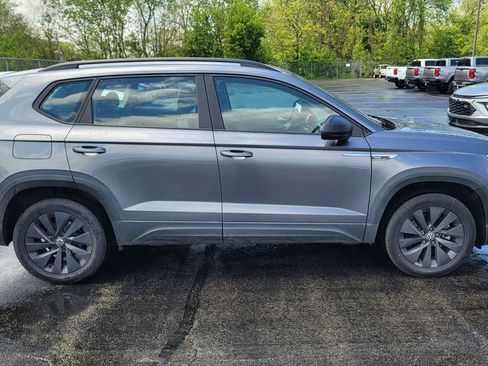 Used 2022 Volkswagen Taos S FWD image 7