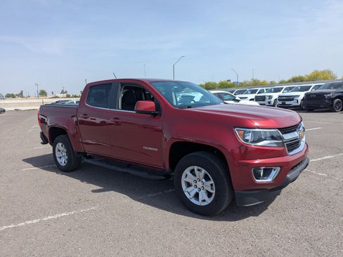 Used 2019 Chevrolet Colorado LT w/ LT Convenience Package image 6