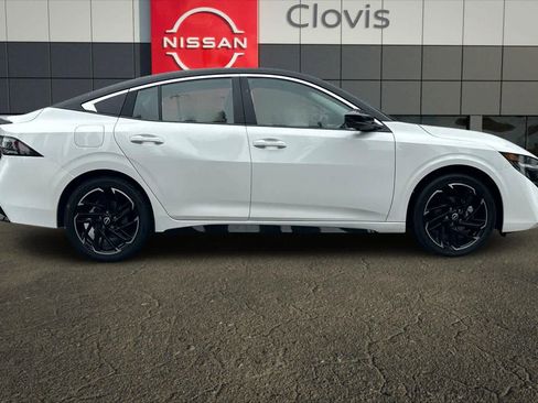 New 2026 Nissan Sentra SR FWD image 9