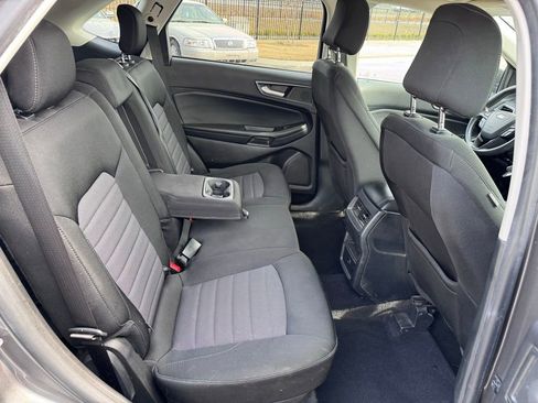 Used 2023 Ford Edge SE image 26