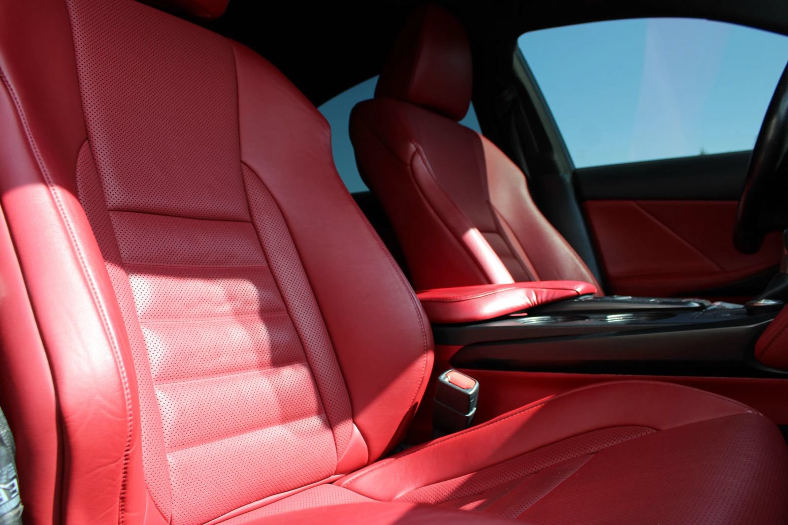 Used 2021 Lexus IS 350 F Sport w/ Navigation Package RWD image 17