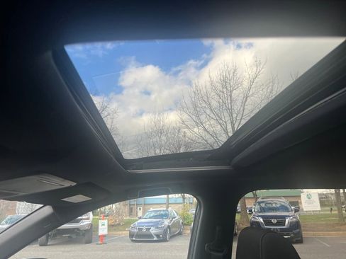 Used 2023 Honda CR-V Sport image 16