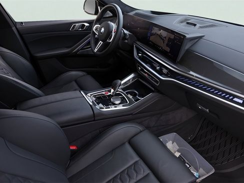Used 2026 BMW X6 M Competition w/ Executive Package image 34