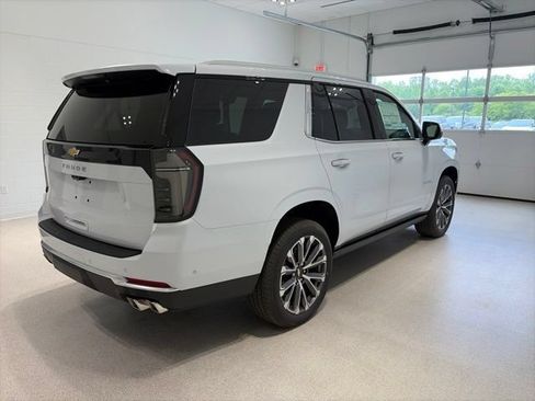 New 2026 Chevrolet Tahoe High Country AWD/4WD image 6