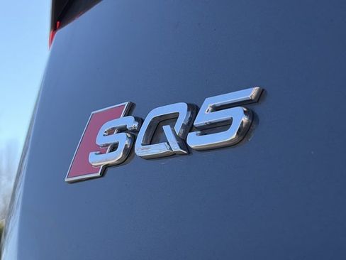 Used 2024 Audi SQ5 Premium image 6