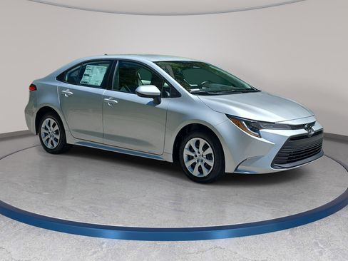 New 2026 Toyota Corolla LE FWD image 3