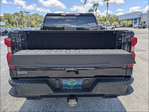 Certified 2022 Chevrolet Silverado 1500 LT Trail Boss w/ LT Trail Boss Premium Package AWD/4WD image 14