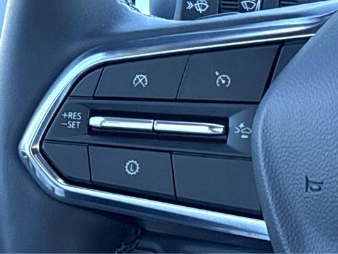 Used 2025 Chevrolet Tahoe Premier image 15