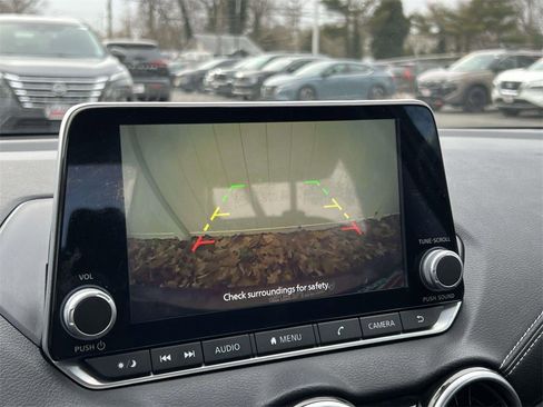 Certified 2021 Nissan Sentra SV image 16