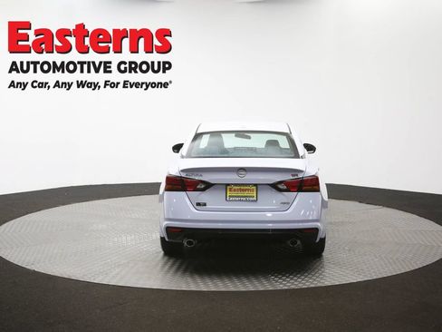Used 2023 Nissan Altima 2.5 SR w/ SR Premium Package AWD/4WD image 37