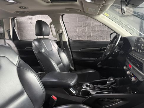 Used 2021 Kia Telluride S image 19