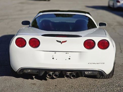 Used 2011 Chevrolet Corvette Grand Sport w/ Preferred Equipment Group RWD image 9