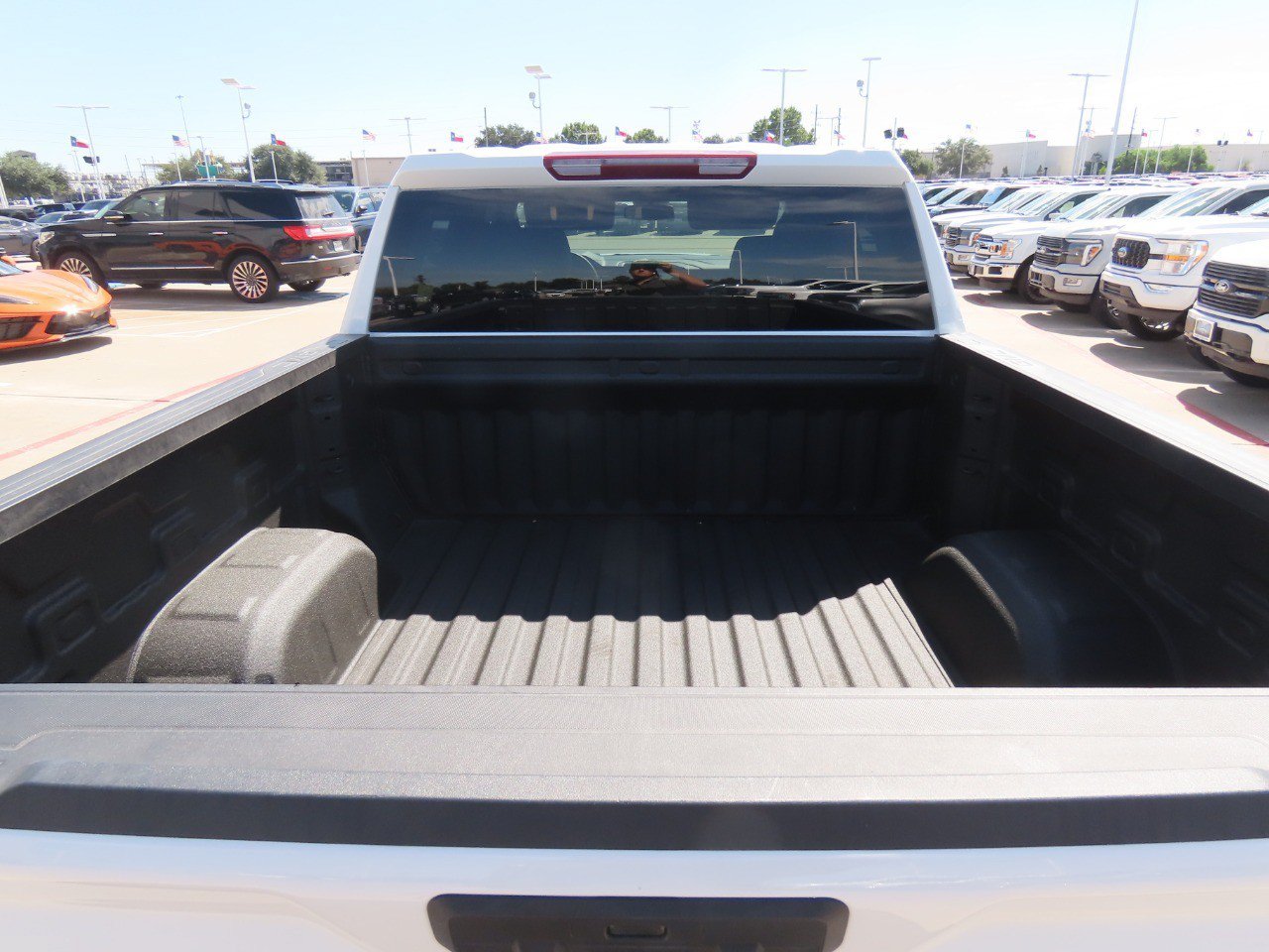 Used 2025 GMC Sierra 1500 SLT w/ SLT Premium Package AWD/4WD image 13