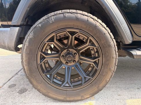 Used 2019 Jeep Wrangler Unlimited Sport S AWD/4WD image 9