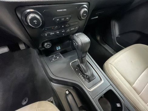 Used 2020 Ford Ranger XLT image 14