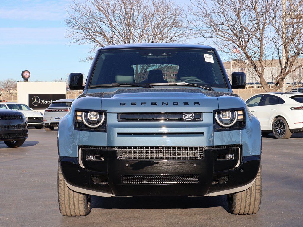 New 2026 Land Rover Defender 110 X-Dynamic SE AWD/4WD image 2