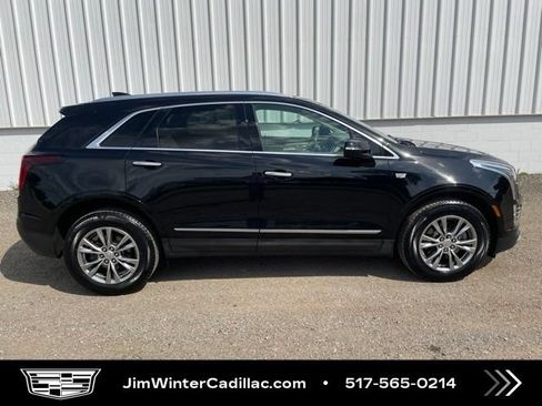 Certified 2022 Cadillac XT5 Premium Luxury AWD/4WD image 7