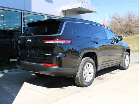 New 2025 Jeep Grand Cherokee L Laredo image 8