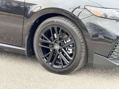 Certified 2025 Toyota Camry SE w/ Convenience Package image 27