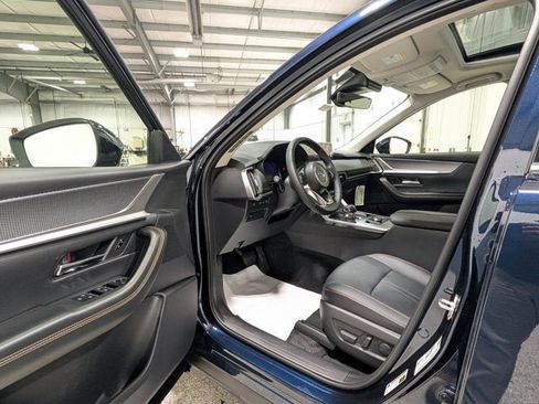 New 2025 MAZDA CX-90 3.3 Turbo w/ Preferred Package image 13