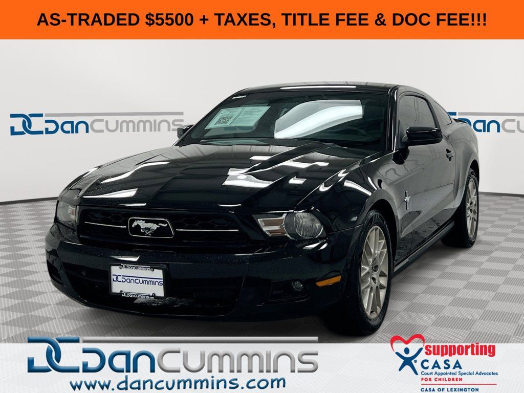 Used 2012 Ford Mustang Premium RWD image 1