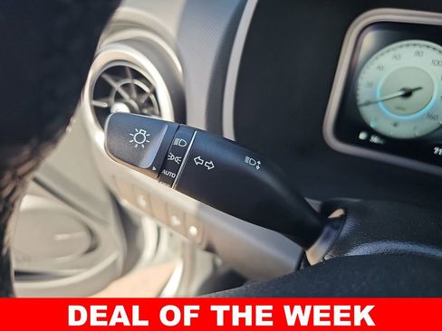 Used 2022 Hyundai Kona Limited image 26