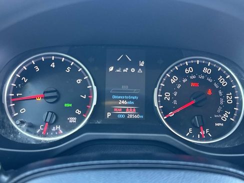 Used 2021 Toyota RAV4 XLE FWD image 27