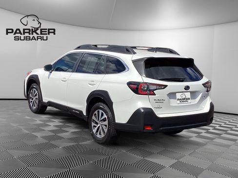 Used 2023 Subaru Outback Premium AWD/4WD image 3