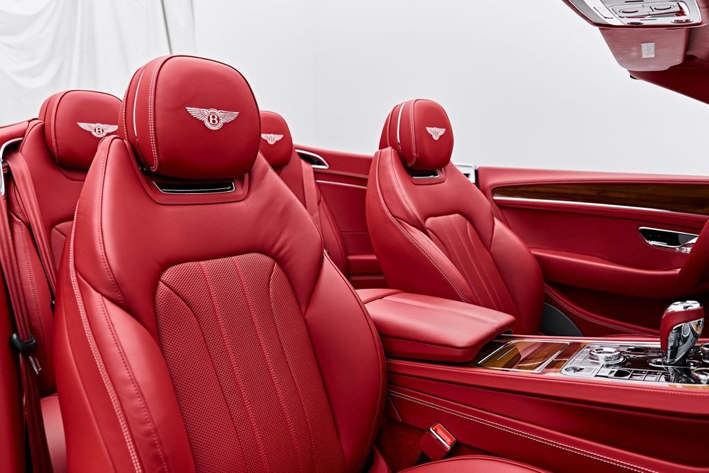 Used 2023 Bentley Continental GT V8 AWD/4WD image 38