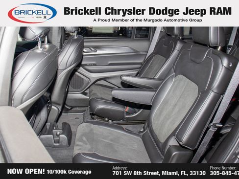 Used 2025 Jeep Grand Cherokee L Altitude image 17