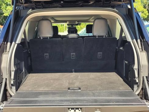Used 2025 Ford Expedition Max Active RWD image 9