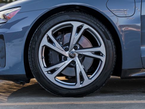 Certified 2024 Audi e-tron GT Premium Plus w/ Executive Package image 29