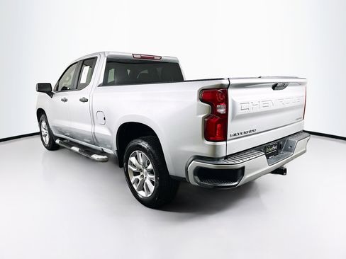Used 2020 Chevrolet Silverado 1500 Custom w/ Custom Value Package image 5