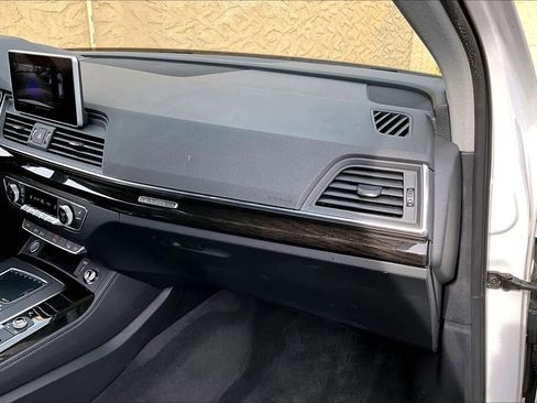 Used 2019 Audi Q5 2.0T Premium Plus image 17