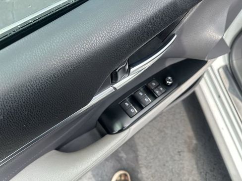 Certified 2018 Toyota Camry XLE w/ Audio Package image 19