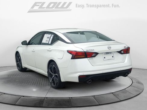 New 2025 Nissan Altima 2.5 SR image 5