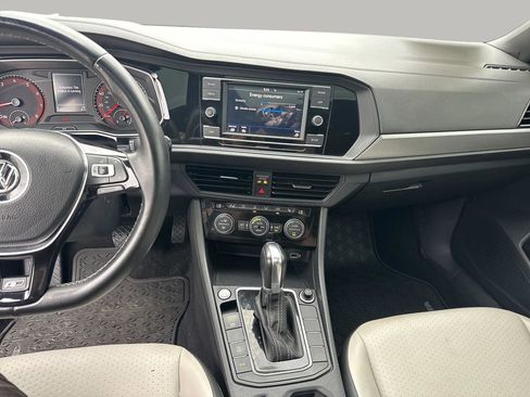 Used 2019 Volkswagen Jetta FWD image 24